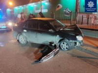 Пьяный водитель не справился с управлением и совершил ДТП фото 2