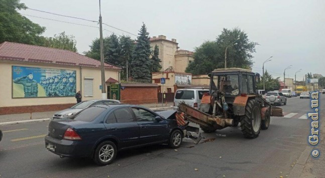 ДТП с трактором