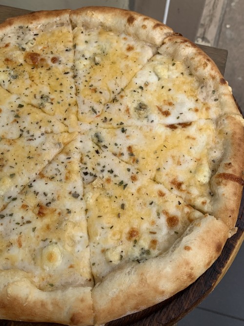 Доставка вкусной пиццы в Запорожье