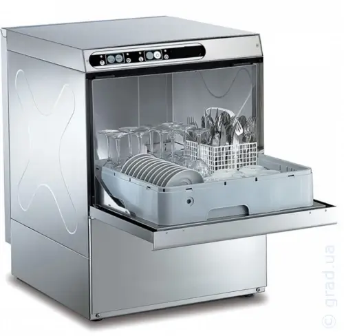 Посудомоечная машина 1