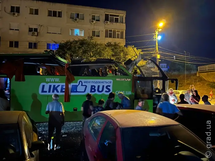 У Румунії автобус із 40 українцями потрапив у ДТП