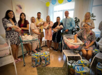 Вітання мами першої народженої на День міста дитини