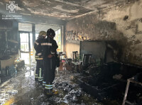 обгоревший дом