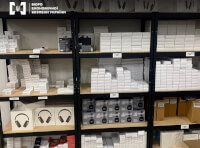 Продавали поддельную технику (3)