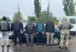 Группу уклонистов и перевозчика задержали в Одесской области