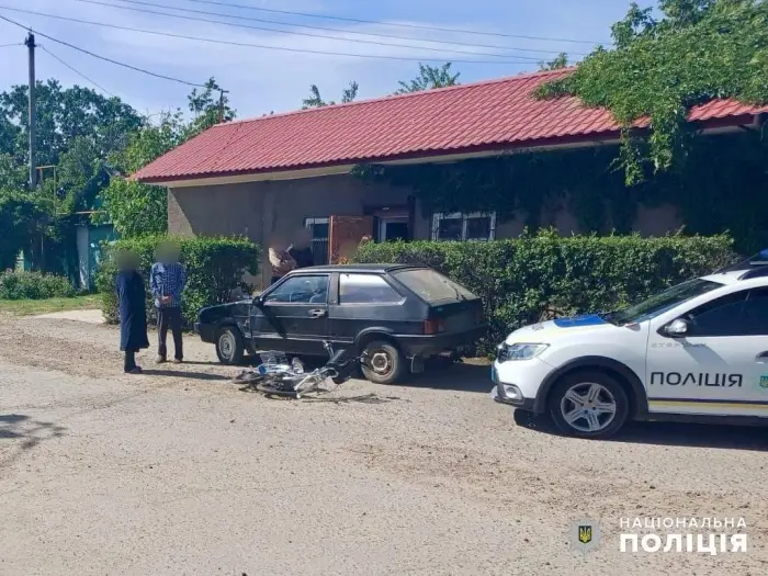 поліцейські розслідують обставини ДТП у Подільському та Одеському районах_11