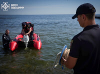 Водолази ДСНС шукають в акваторії Чорного моря потопельницю_2