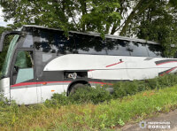Поліцейські встановлюють обставини ДТП за участю автобуса