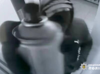 Поліцейські затримали двох жителів Дніпропетровщини за спробу підпалити три квартири в Одесі_1