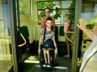 В Одессе людей с инвалидностью будут возить на пляж