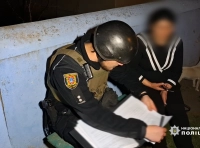 полиция проводит опрос