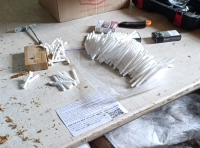 контрабанду сигарет и алкоголя