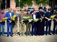 возложение цветов